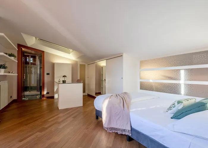 Mizzi Luxury Close To Vatican Apartment *